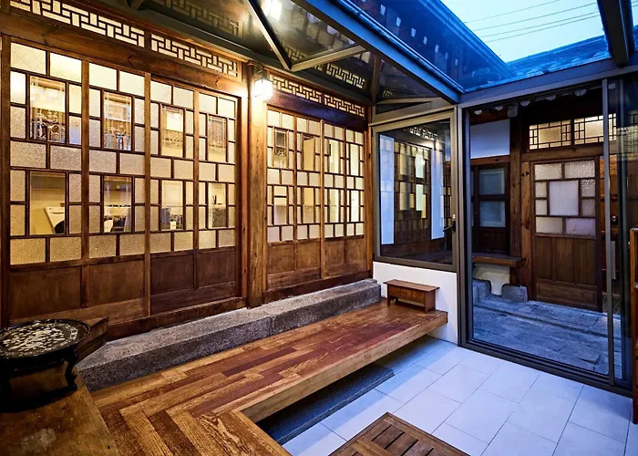 Award-winning Private Hanok With Atrium - * 서울특별시
