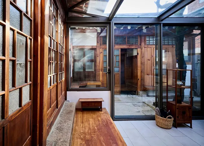 Award-winning Private Hanok With Atrium - * 서울특별시