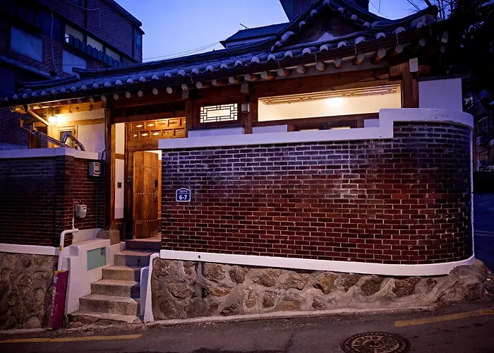 Award-winning Private Hanok With Atrium - * 서울특별시
